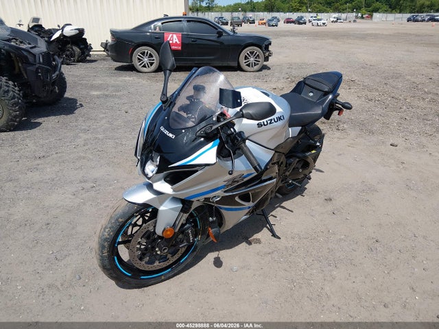 Suzuki GSX-R1000 2025 JS1DM11BXS7100364 Image 2