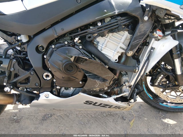 Suzuki GSX-R1000 2025 JS1DM11BXS7100364 Image 8