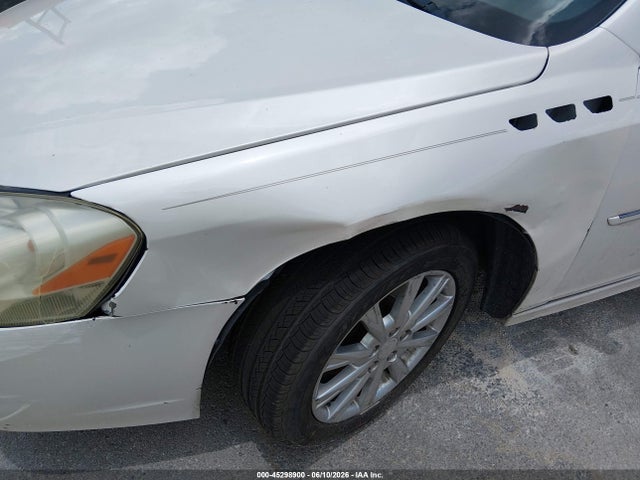 45298900 :رقم المزاد ، 1G4HC5EM6AU129059 vin ، 2010 Buick Lucerne Cxl مزاد بيع