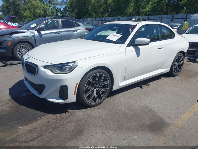 BMW 230i Xdrive 2024 3MW33CM03R8E72287 Image 2