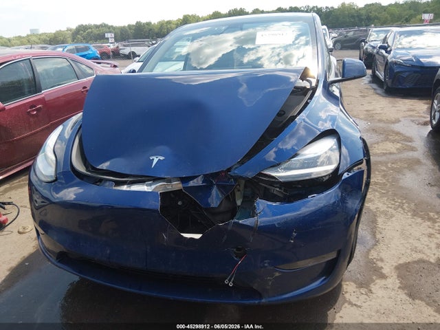 Продажа на аукционе авто 2021 Tesla Model Y Long Range Dual Motor All-wheel Drive, vin: 5YJYGAEE8MF278919, номер лота: 45298912