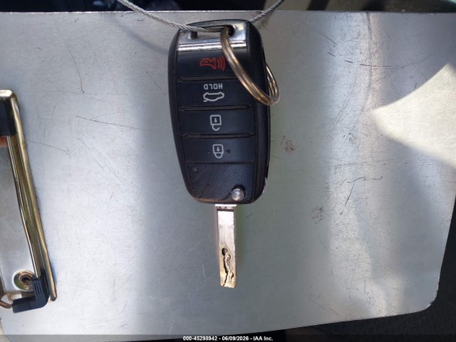 KIA Optima Lx 2016 KNAGT4L32G5095724 Image 11