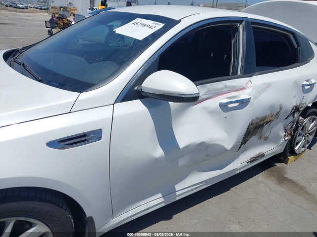 KIA Optima Lx 2016 KNAGT4L32G5095724 Image 6
