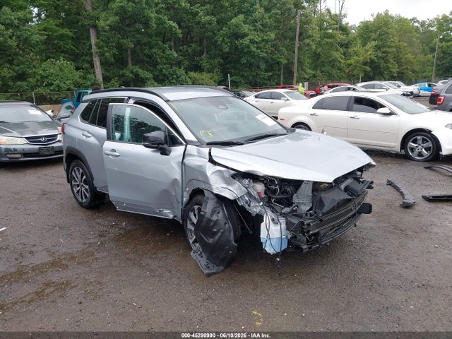 Продажа на аукционе авто 2025 Toyota Corolla Cross Xle, vin: 7MUEAABGXSV128013, номер лота: 45298990
