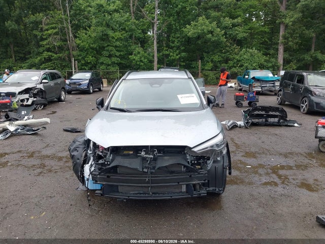 Продажа на аукционе авто 2025 Toyota Corolla Cross Xle, vin: 7MUEAABGXSV128013, номер лота: 45298990