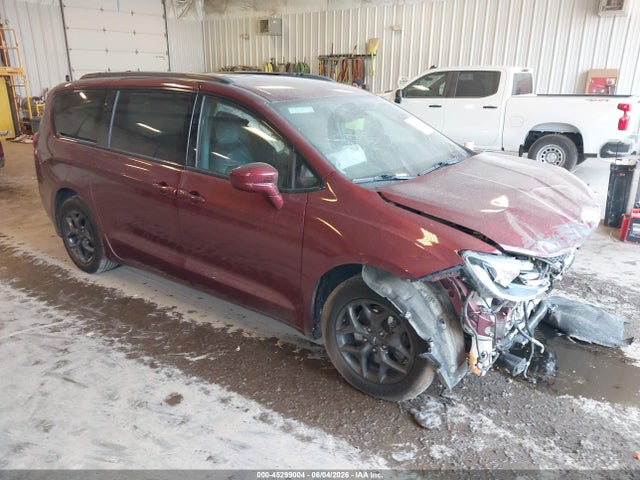 45299004 :رقم المزاد ، 2C4RC1BG2JR194598 vin ، 2018 Chrysler Pacifica Touring L مزاد بيع