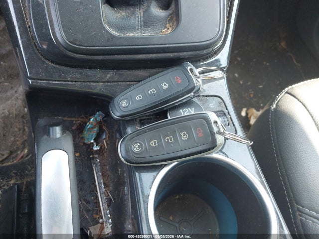 Продажа на аукционе авто 2016 Ford Escape Titanium, vin: 1FMCU9JX2GUA01781, номер лота: 45299031