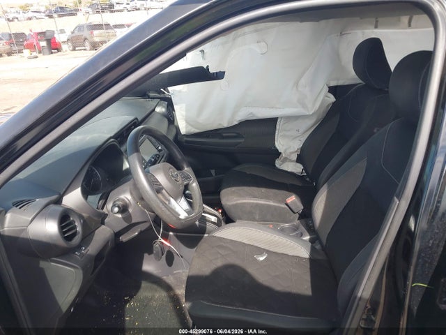 Nissan KICKS S 2019 3N1CP5CU8KL544954 Image 5