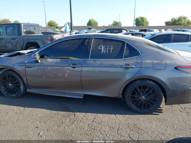 4T1K31AK3NU573752 Toyota Camry Xse Hybrid