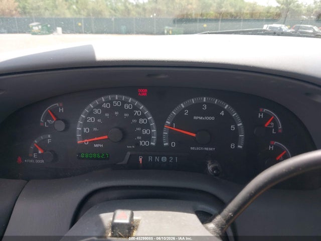 Auction sale of the 2002 Ford F-150 Xl/xlt, vin: 2FTRX17232CA53111, lot number: 45299085