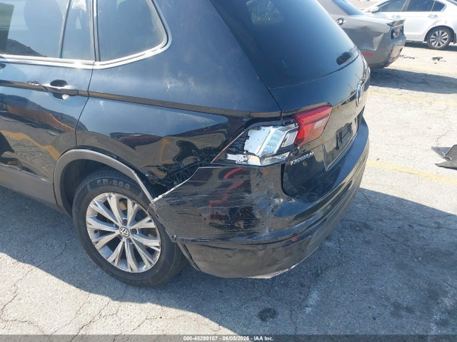 3VV1B7AX5JM090359 Volkswagen Tiguan 2.0t S