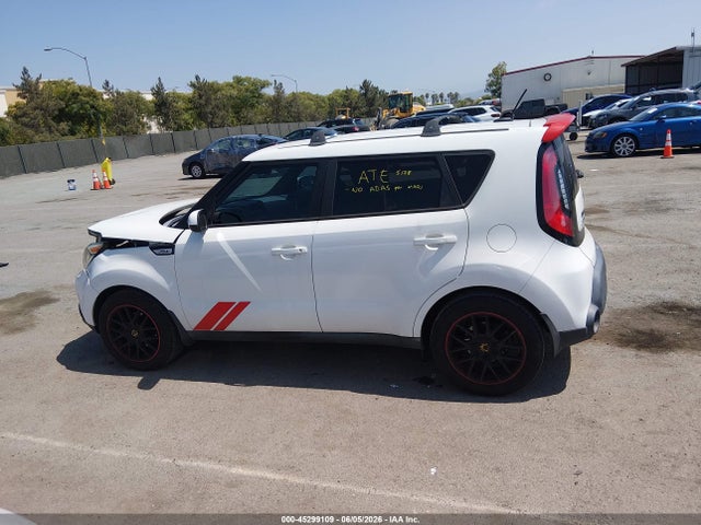Продаж на аукціоні авто 2015 Kia Soul, vin: KNDJN2A26F7813750, номер лоту: 45299109