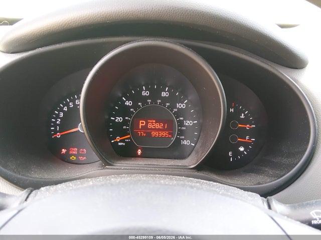 Продаж на аукціоні авто 2015 Kia Soul, vin: KNDJN2A26F7813750, номер лоту: 45299109