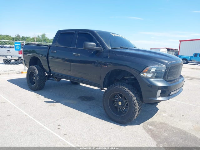 Продажа на аукционе авто 2018 Ram 1500 Express  4x4 5'7 Box, vin: 1C6RR7KT9JS250895, номер лота: 45299123