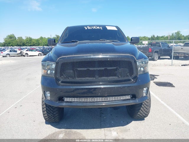 Продаж на аукціоні авто 2018 Ram 1500 Express  4x4 5'7 Box, vin: 1C6RR7KT9JS250895, номер лоту: 45299123