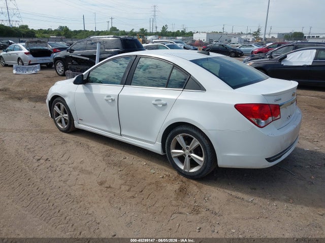 45299147 :رقم المزاد ، 1G1PE5SB2F7123111 vin ، 2015 Chevrolet Cruze 2lt Auto مزاد بيع