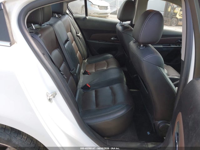 45299147 :رقم المزاد ، 1G1PE5SB2F7123111 vin ، 2015 Chevrolet Cruze 2lt Auto مزاد بيع
