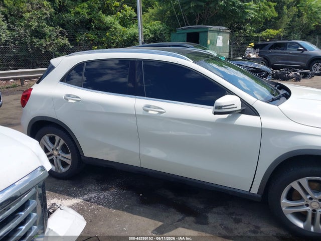 45299152 :رقم المزاد ، WDCTG4GB8GJ252195 vin ، 2016 Mercedes-benz Gla 250 4matic مزاد بيع