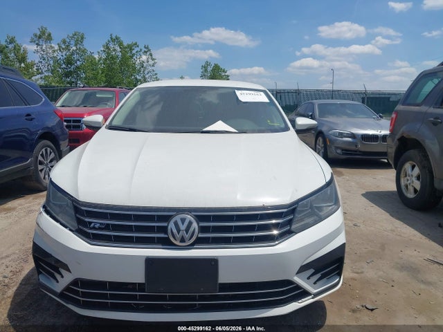 2017 Volkswagen Passat 1.8t R-line მანქანა იყიდება აუქციონზე, vin: 1VWDT7A37HC009523, აუქციონის ნომერი: 45299162