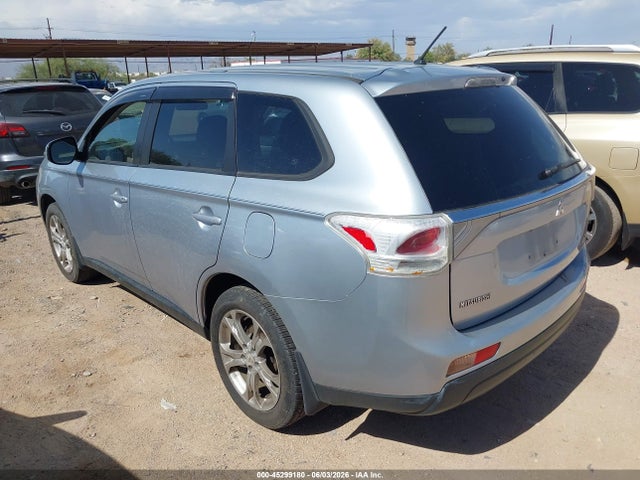 Mitsubishi Outlander Se 2014 JA4AZ3A39EZ008342 Image 3
