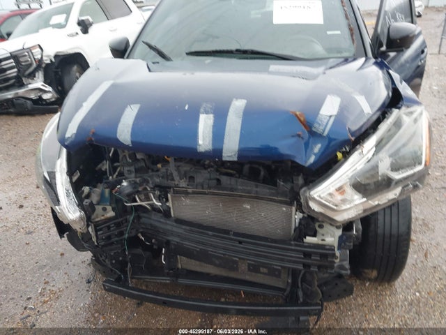 2018 Nissan Kicks Sr მანქანა იყიდება აუქციონზე, vin: 3N1CP5CU9JL533993, აუქციონის ნომერი: 45299187