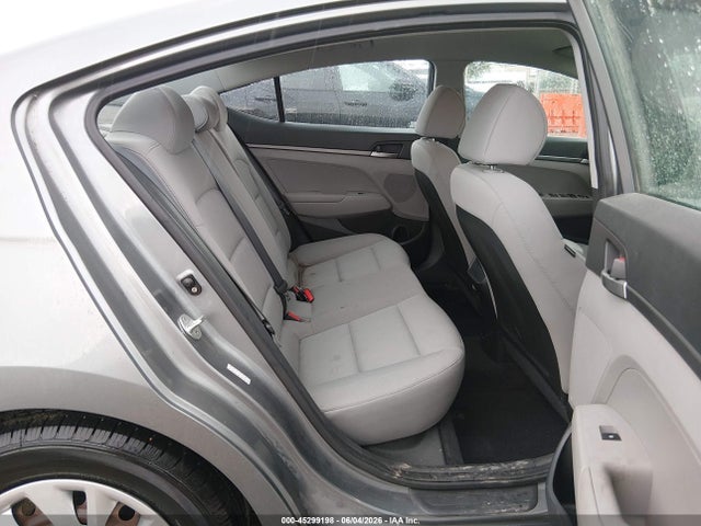Hyundai ELANTRA SE 2017 KMHD74LF3HU400025 Image 8