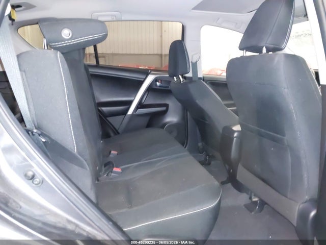 Toyota Rav4 Xle 2018 JTMRFREV7JJ178899 Image 8