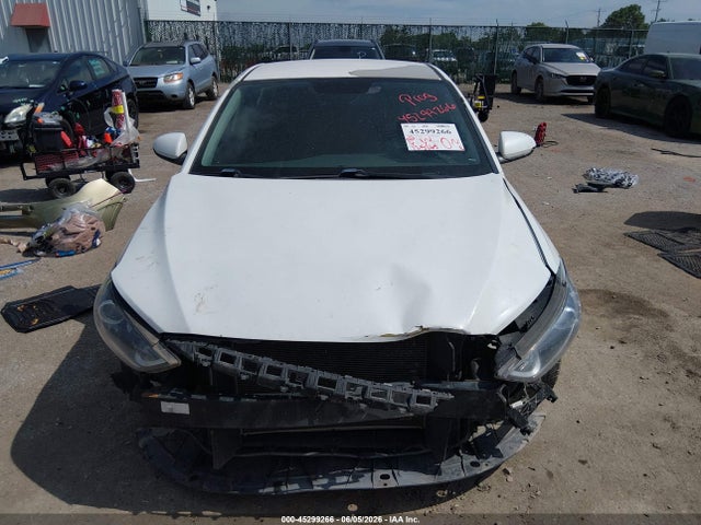 5NPD84LF6JH246945 Hyundai ELANTRA SEL