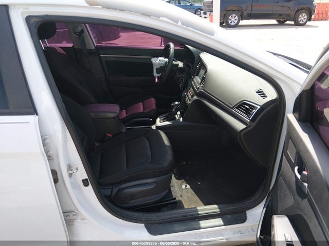 5NPD84LF6JH246945 Hyundai ELANTRA SEL
