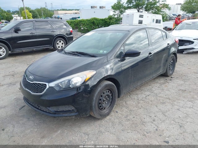 KIA FORTE LX 2016 KNAFK4A66G5540073 Image 2