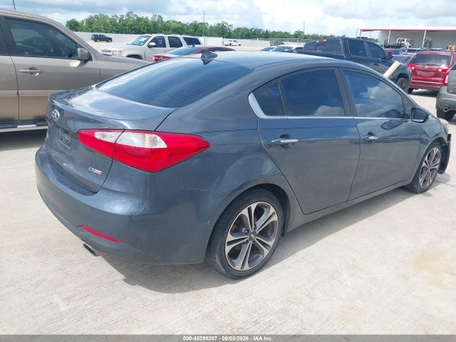KIA FORTE EX 2016 KNAFZ4A8XG5504836 Image 4