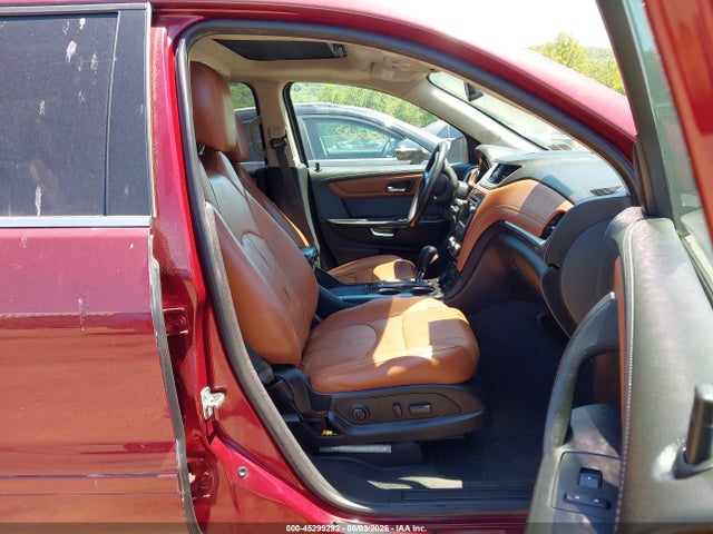 2015 Chevrolet Traverse 2lt მანქანა იყიდება აუქციონზე, vin: 1GNKVHKD7FJ215247, აუქციონის ნომერი: 45299292