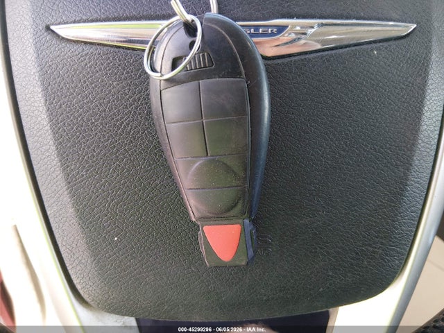 Продаж на аукціоні авто 2015 Chrysler Town & Country Touring, vin: 2C4RC1BG6FR544662, номер лоту: 45299296
