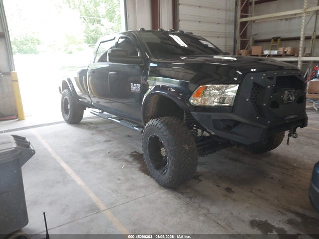 45299303 :رقم المزاد ، 3C6UR5HL5GG126581 vin ، 2016 Ram 2500 Tradesman مزاد بيع