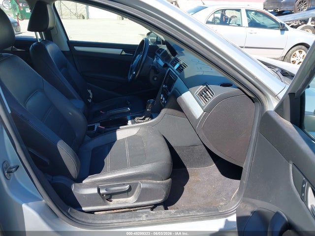 Продажа на аукционе авто 2012 Volkswagen Passat 2.5l Se, vin: 1VWBP7A39CC009446, номер лота: 45299323