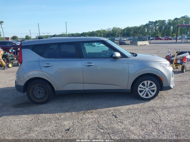 45299351 :رقم المزاد ، KNDJ23AU0N7837251 vin ، 2022 Kia Soul Lx مزاد بيع