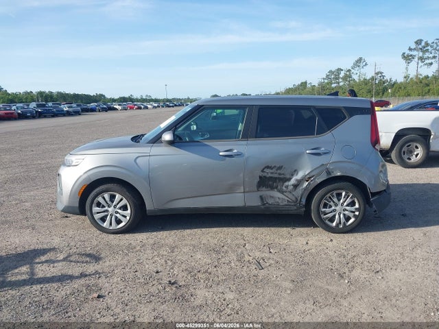 45299351 :رقم المزاد ، KNDJ23AU0N7837251 vin ، 2022 Kia Soul Lx مزاد بيع