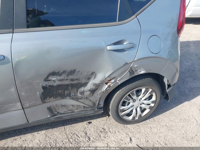 45299351 :رقم المزاد ، KNDJ23AU0N7837251 vin ، 2022 Kia Soul Lx مزاد بيع