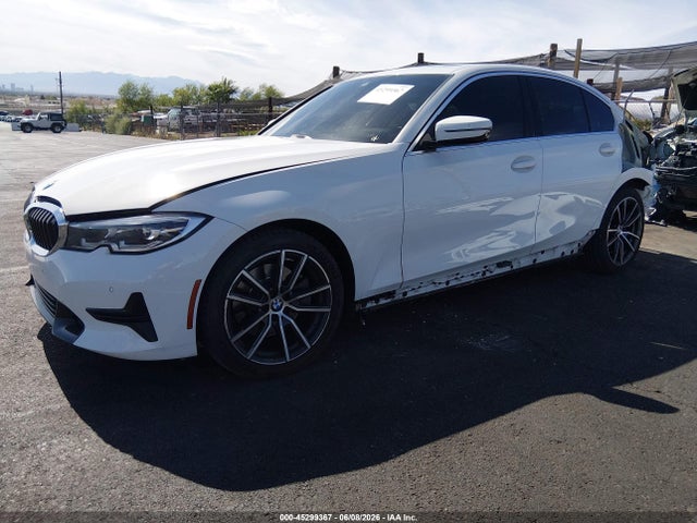 BMW 330I 2021 3MW5R1J08M8B74312 Image 2