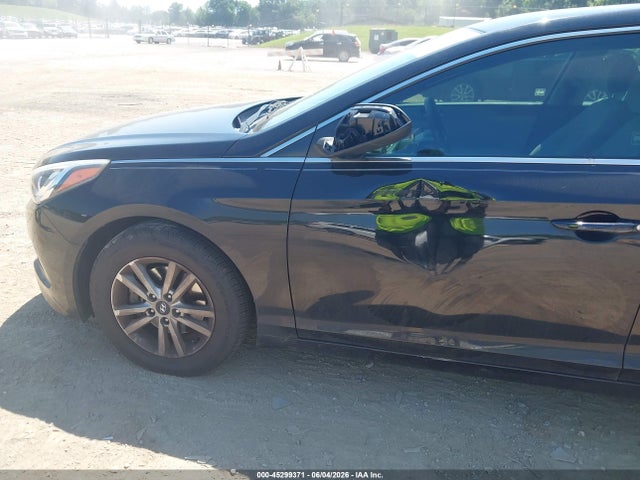 Продажа на аукционе авто 2017 Hyundai Sonata Se, vin: 5NPE24AF5HH543563, номер лота: 45299371