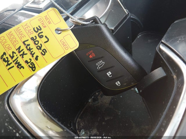 Продаж на аукціоні авто 2025 Lexus Nx 250, vin: 2T2ADCAZ9SC031033, номер лоту: 45299373