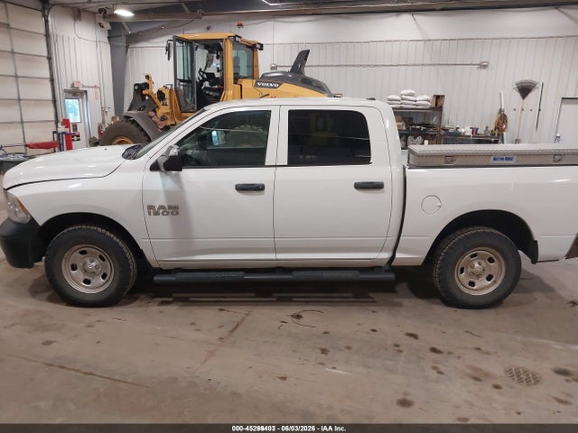 1C6RR7KG2HS598051 RAM 1500 Tradesman 4x4 5&#039;7 Box