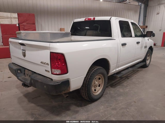 1C6RR7KG2HS598051 RAM 1500 Tradesman 4x4 5&#039;7 Box