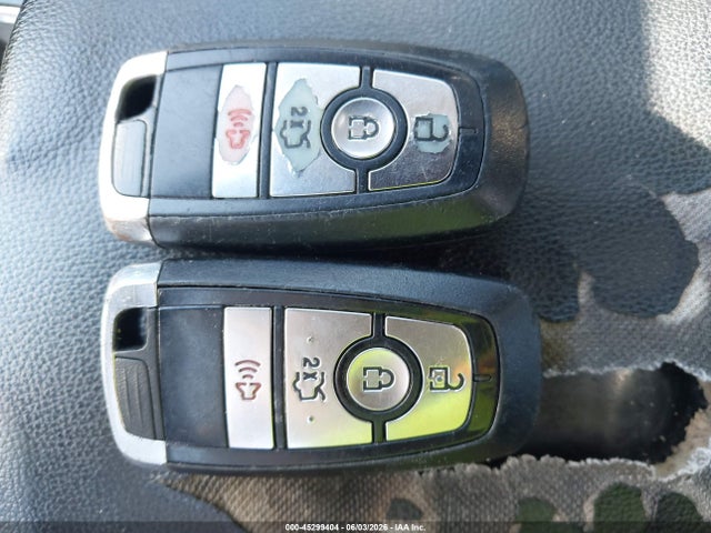45299404 :رقم المزاد ، 3FA6P0LU8HR296259 vin ، 2017 Ford Fusion Hybrid Se مزاد بيع