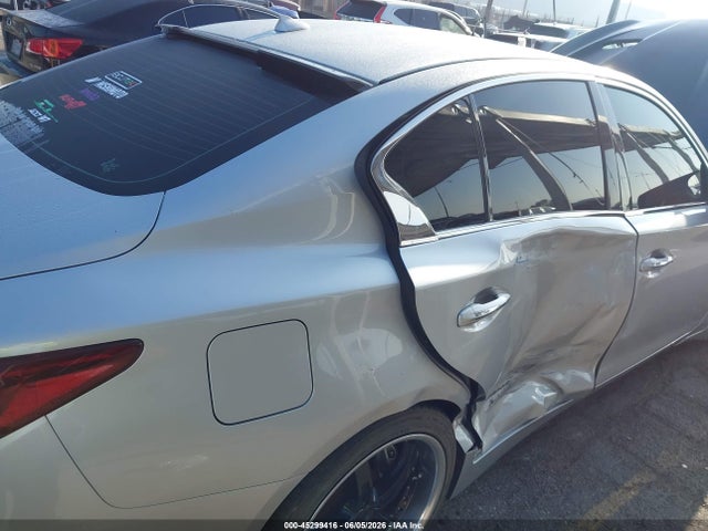 JN1EV7AP9JM365270 Infiniti Q50 3.0t Luxe