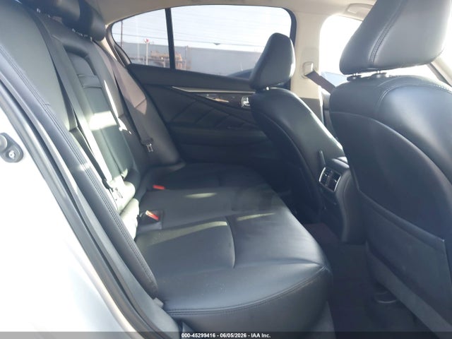 JN1EV7AP9JM365270 Infiniti Q50 3.0t Luxe