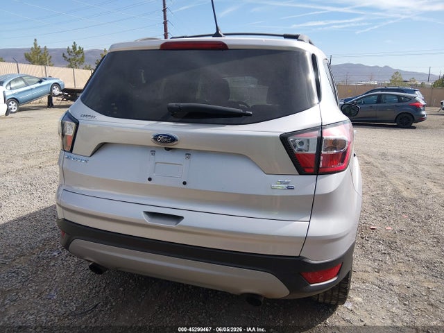 Продажа на аукционе авто 2018 Ford Escape Se, vin: 1FMCU9GD5JUA34908, номер лота: 45299467