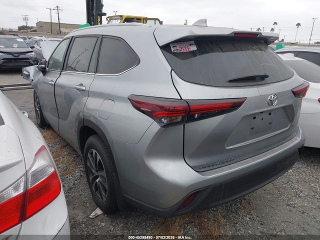 2024 Toyota Highlander Xle მანქანა იყიდება აუქციონზე, vin: 5TDKDRAH5RS053129, აუქციონის ნომერი: 45299490