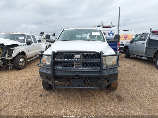 45299508 :رقم المزاد ، 3D6WU6CLXBG595911 vin ، 2011 Ram Ram 4500 Hd Chassis St/slt/laramie مزاد بيع