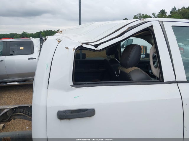 45299508 :رقم المزاد ، 3D6WU6CLXBG595911 vin ، 2011 Ram Ram 4500 Hd Chassis St/slt/laramie مزاد بيع